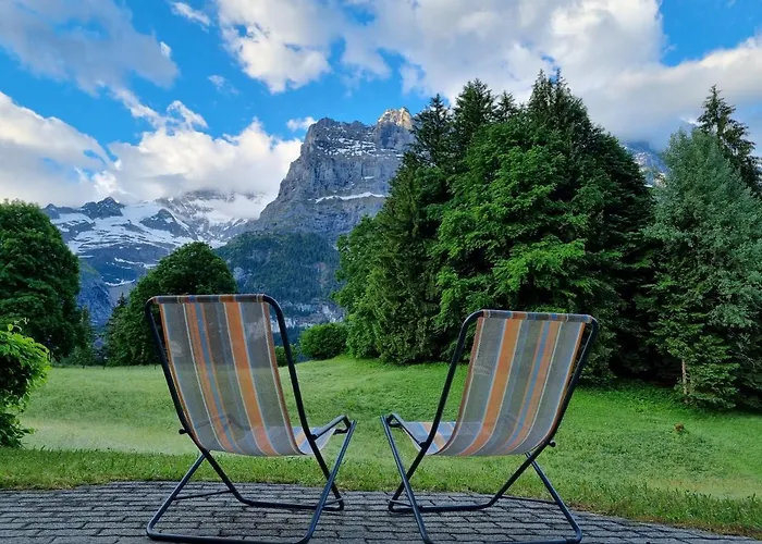 Mom - Alpine Boutique Apartments, Grindelwald Gletscher, Eiger View Terrace Studio